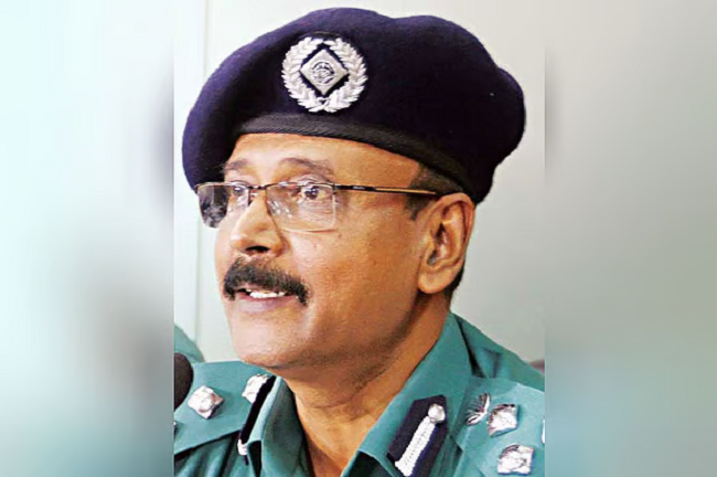 সাবেক অতিরিক্ত আইজিপি ইকবাল বাহার আটক
