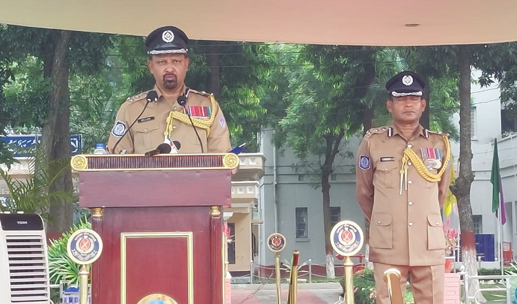 সারদায় প্রশিক্ষণার্থী কনেষ্টেবলদের সমাপনী কুচকাওয়াজ অনুষ্ঠিত