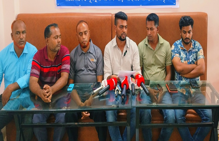 মাছ ঘাটের নাম বিএনপি নেতার নামে, দু’মাস পর পরিবর্তন