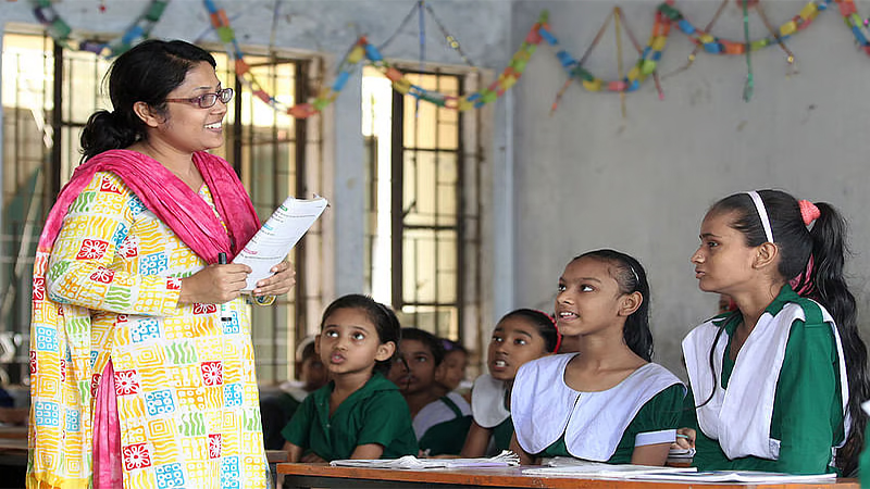 ১ লাখ শিক্ষক নিয়োগের আবেদন শুরু