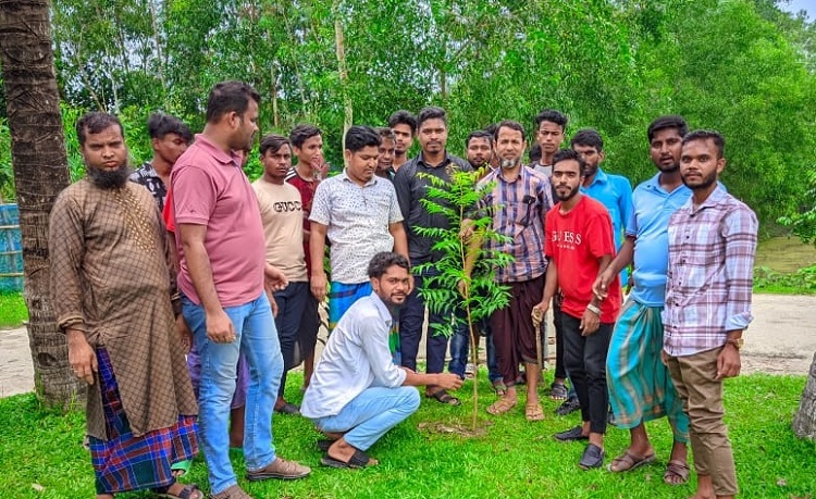 মুক্তাগাছায় ছাত্রদলের বৃক্ষরোপণ কর্মসূচি