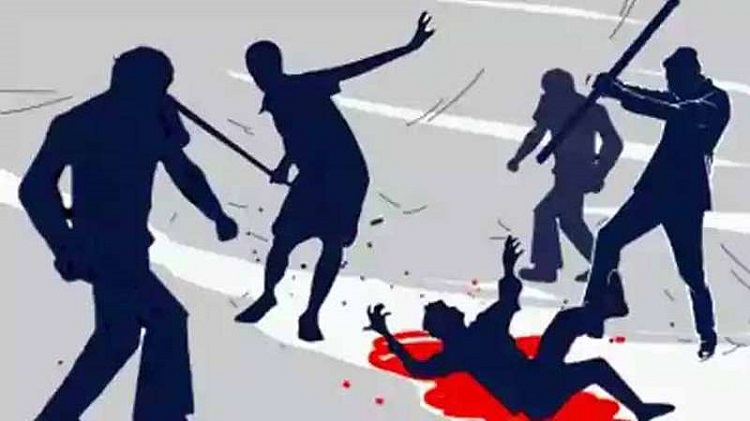কেন্দুয়ায় বিএনপি নেতার ওপর সন্ত্রাসী হামলা: রাতে বিক্ষোভ মিছিল