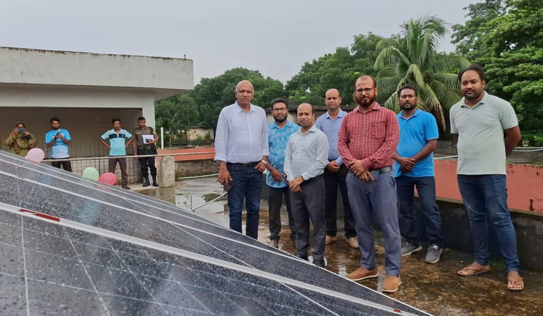 রৌমারী স্বাস্থ্য কমপ্লেক্সে সোলার সিস্টেম স্থাপন