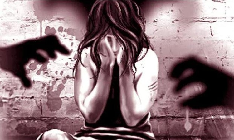 ঝিনাইগাতীতে ৬ষ্ঠ শ্রেণির ছাত্রীকে ধর্ষণ, অভিযোগকে বেঁধে রাখে এলাকাবাসী 