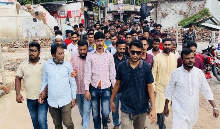 লক্ষ্মীপুরে স্বেচ্ছাসেবক দলের আনন্দ মিছিল