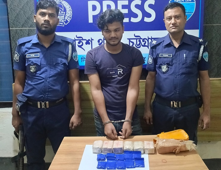 ১৪ হাজার ইয়াবাসহ আটক ১, বাস জব্দ