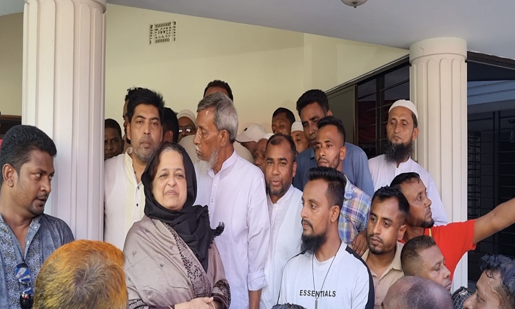 ফ্যাসিস্ট হাসিনার কারণে দীর্ঘদিন প্রবাসীরা দেশে আসতে পারেননি: ইলিয়াস পত্নী লুনা