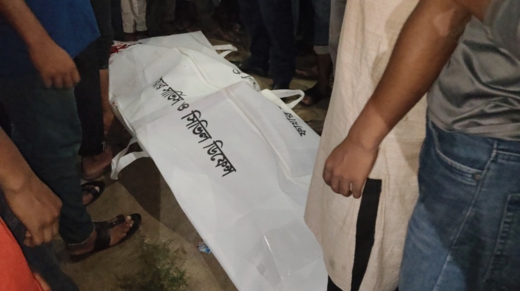 রাণীশংকৈলে ট্রাকের ধাক্কায় স্কুলছাত্র নিহত   
