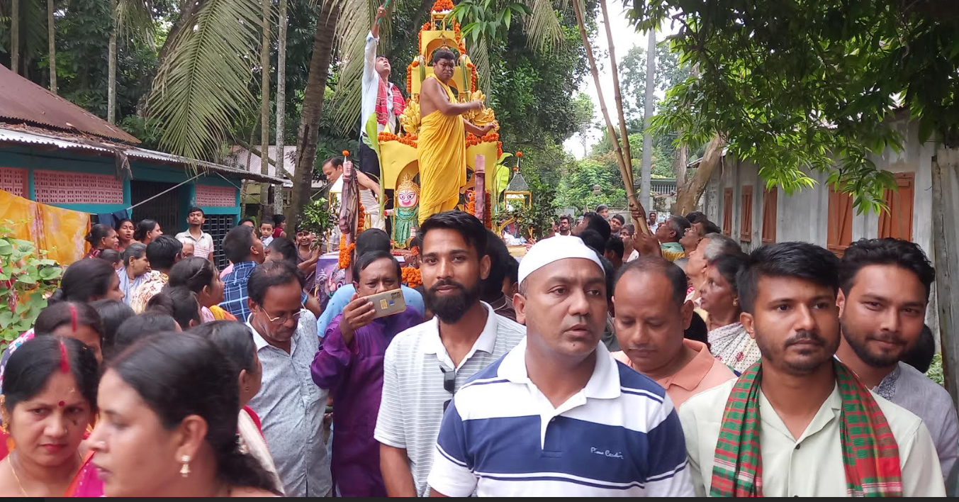 ইসলামপুরে সনাতন ধর্মাবলম্বীদের রথযাত্রা উৎসব শুরু 