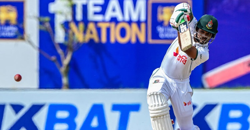 শান্তর পর মুশফিকও আউট, ব্যাটিং বিপর্যয়ে বাংলাদেশ