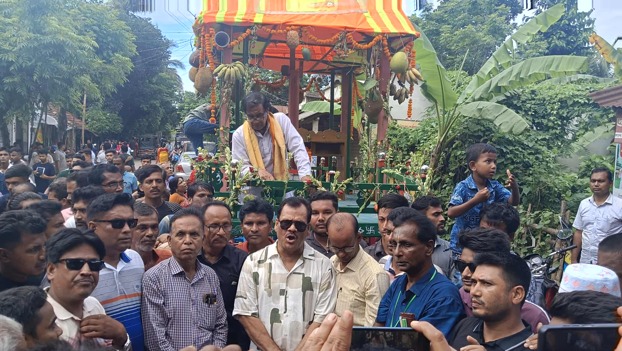 তালায় উৎসবমুখর পরিবেশে রথযাত্রা অনুষ্ঠিত