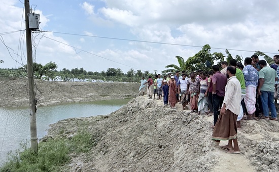  গুরুদাসপুরে বিদ্যুৎস্পৃষ্টে কৃষকের মৃত্যু