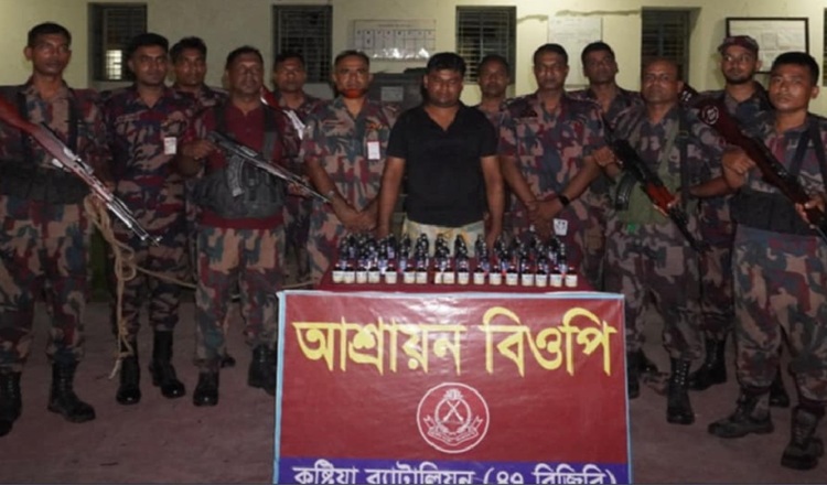 দৌলতপুরে সীমান্তে মাদক সহ ১ জন আটক 