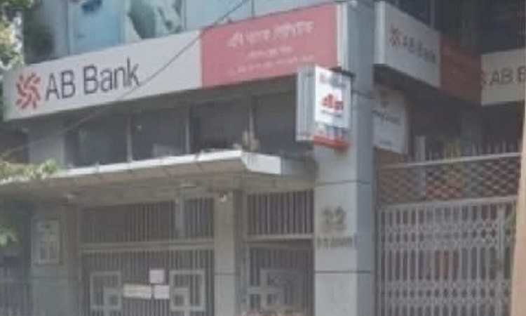 আনোয়ারায় ওসির  নাম ভাঙ্গিয়ে ইলেকট্রনিক্স সামগ্রী নিয়ে উধাও