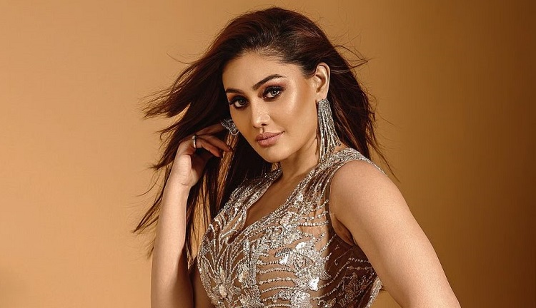 প্রথম বিয়ে সুখের ছিল না শেফালী জারিওয়ালার