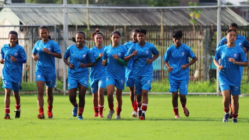 আজ সন্ধ্যায় মূলপর্বে খেলার প্রত্যাশা নিয়ে মাঠে নামছেন ঋতুপর্ণারা
