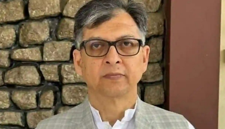 ঐকমত্য কমিশনের সব প্রস্তাব মানার ধারণা থেকে বের হতে হবে: সালাহউদ্দিন আহমেদ