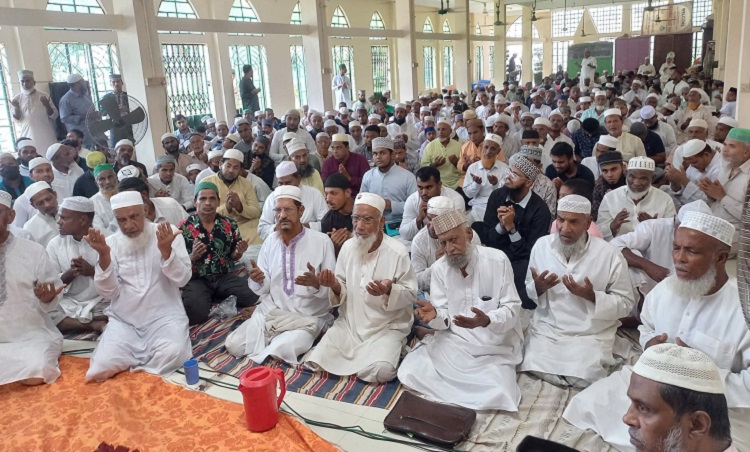 রাঙ্গুনিয়ায় সৈয়্যদ মুহাম্মদ তৈয়্যব শাহ’র (রহ.) সালানা ওরশ