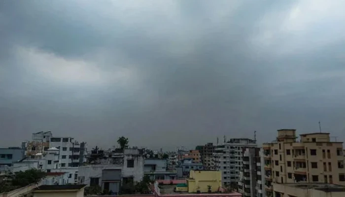 আজ দিনভর ঢাকার আকাশ মেঘলা থাকার সম্ভাবনা