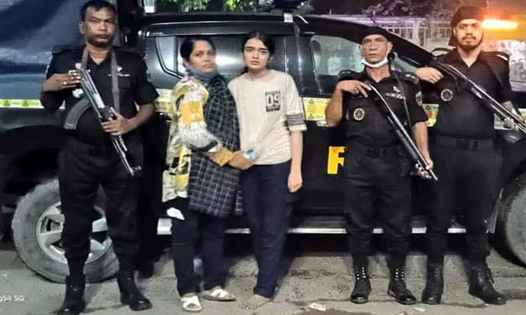 ‘পরীক্ষাকেন্দ্রের পরিবর্তে কিভাবে সাভার গেলেন মাহিরা’