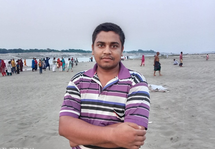 চুয়াডাঙ্গায় ট্রেন থেকে ফেলে পাউবো কর্মচারীকে হত্যা