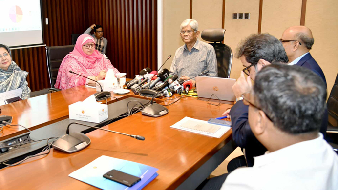 আন্দোলনকারীরা পক্ষপাতিত্ব ছাড়া কাজ করলে অসুবিধা হবে না: অর্থ উপদেষ্টা