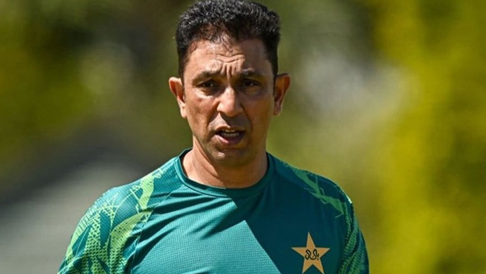 পাকিস্তানের টেস্ট দলের দায়িত্বে আজহার