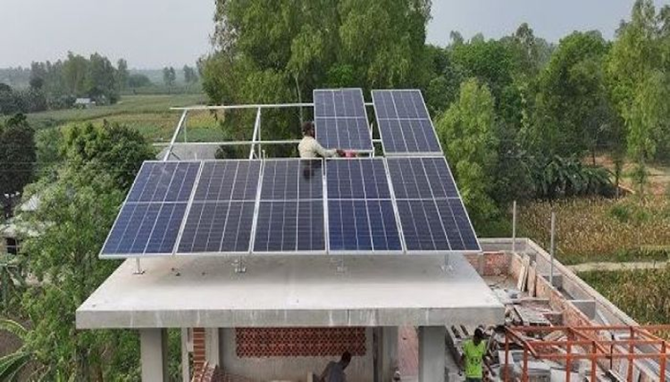 যুগান্তকারী সিদ্ধান্ত:  সব ভবনে বাধ্যতামূলক হচ্ছে সোলার প্যানেল