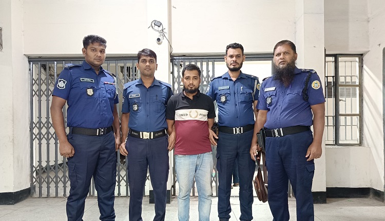 ইন্দুরকানীতে চাঞ্চল্যকর জোড়া খুনের প্রধান আসামি গ্রেফতার