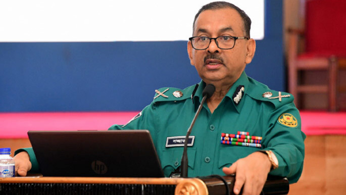বাংলাদেশে কোনো জঙ্গি নাই, আছে ছিনতাইকারী: ডিএমপি কমিশনার