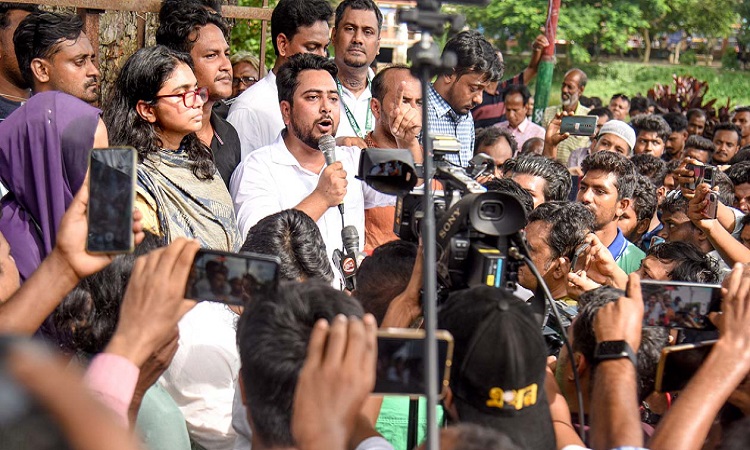 জুলাই আন্দোলন আমাদের নির্ভয়ে কথা বলতে শিখিয়েছে: নাহিদ