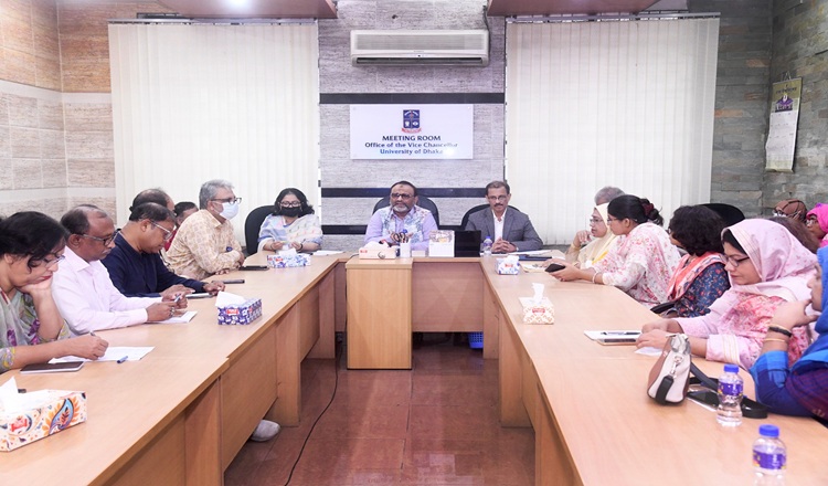 ঢাবির পাঁচ ছাত্রী হলে ৫৮৩ শিক্ষার্থীর জন্য আর্থিক সহায়তা ঘোষণা
