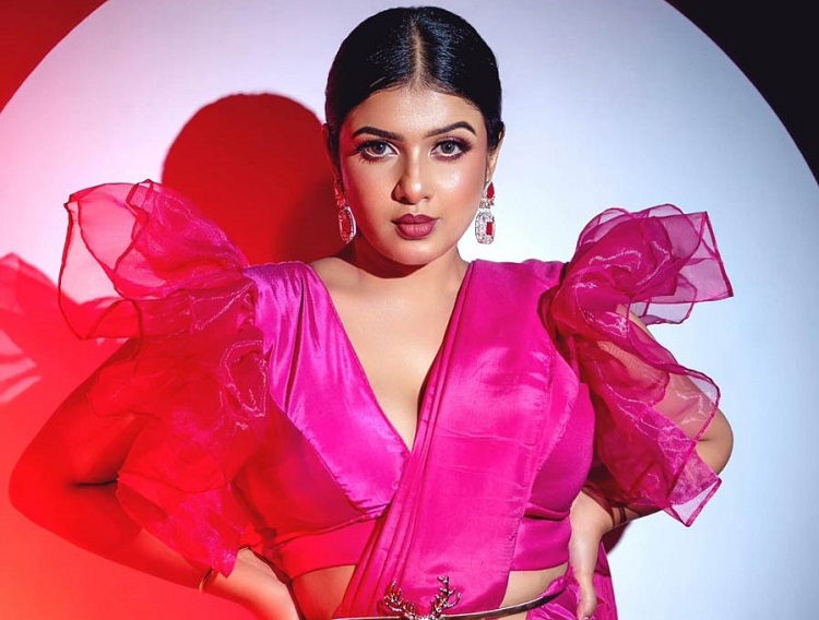 এবার ডিভোর্স নিয়ে মুখ খুললেন সুস্মিতা