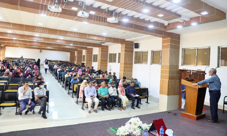 যবিপ্রবিতে পরিবেশ উন্নয়ন বিষয়ক সেমিনার 