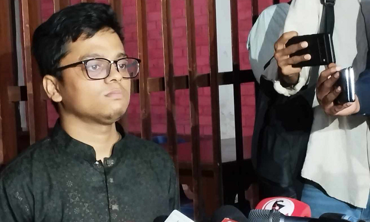 ৩৬ জুলাই ফেইসবুক প্রোফাইল লাল হলো যেভাবে! জানালেন ঢাবি শিবির সভাপতি