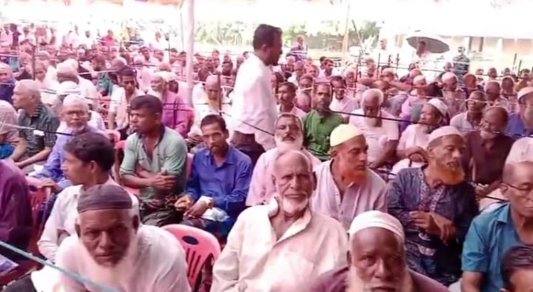 সুবিধাবঞ্চিতদের আলো দেখালেন লায়ন ডক্টর শেখ ফরিদুল ইসলাম