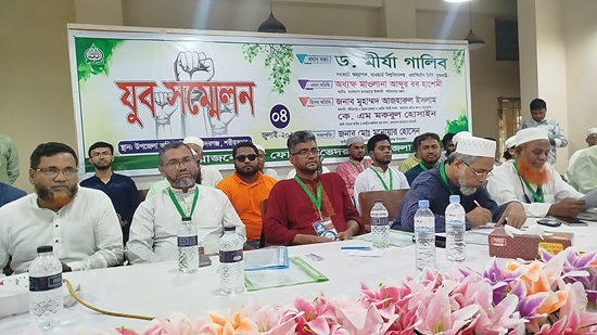 দেশকে এগিয়ে নিতে হলে বিভাজনের রাজনীতি পরিহার করতে হবে: ড. মির্যা গালিব