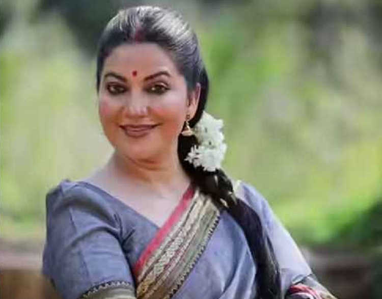 বিয়ে না করেই ৬ মাসের অন্তঃসত্ত্বা অভিনেত্রী