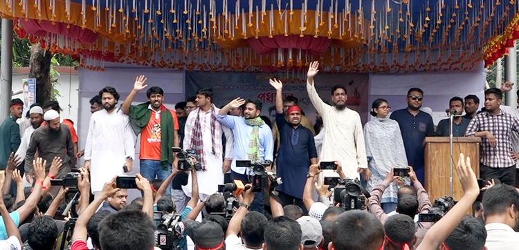 ‘পুরানো খেলায় নতুন প্লেয়ার নয়, খেলার নিয়ম পাল্টাতে এসেছি’