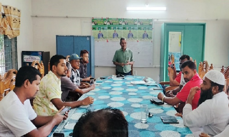 হিজলায় মতবিনিময়ে উপদেষ্টার ভাই, চান বিএনপির মনোনয়ন
