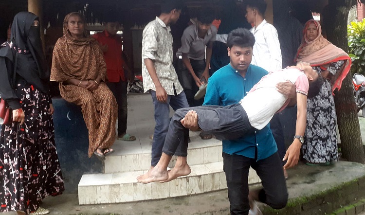 মণিরামপুরে সড়ক দুর্ঘটনায় নিহত ২, বাস চালক আটক