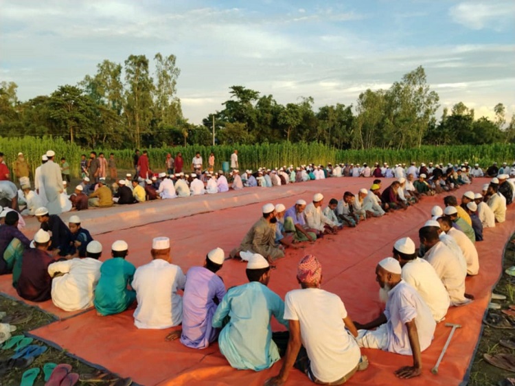 রাজিবপুরে নদী ভাঙ্গন রোধে এলাকাবাসীর বিশেষ আয়োজন 