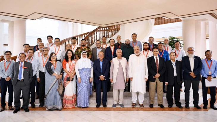 কর্মকর্তাদের ধন্যবাদ প্রধান উপদেষ্টার