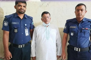 কুমিল্লায় আওয়ামীলীগ নেতা ও সাবেক চেয়ারম্যান জাকির গ্রেপ্তার