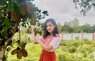 প্রকৃতির খুব কাছে থাকতে চাই : বুবলী