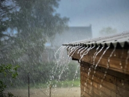 বৃষ্টির নেপথ্য সুর