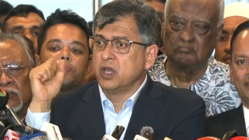 ডিসেম্বরের পরে নির্বাচন যাওয়ার একটিও কারণ নেই : সালাহউদ্দিন আহমদ
