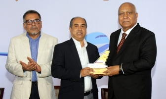 দুই ক্যাটাগরিতে সেরা এয়ার এ্যাস্ট্রা 
